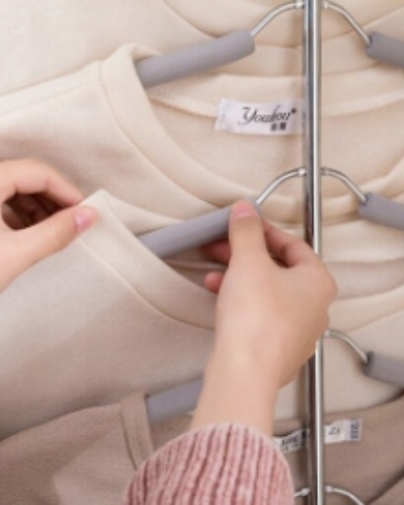 Wieszak na koszule metalowy składany 6w1