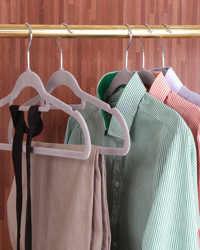 Wieszaki na koszule antypoślizgowe