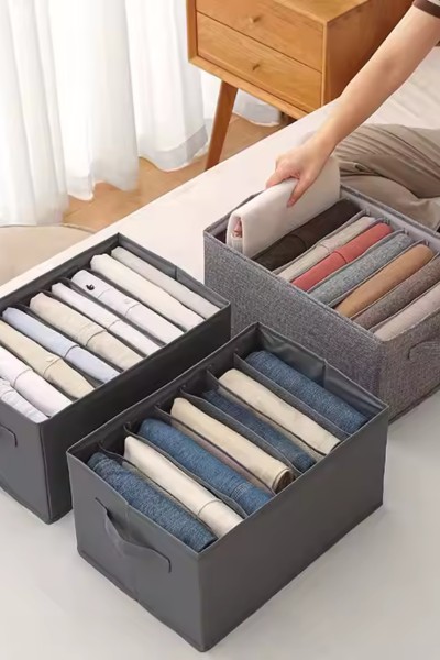 Organizer na ubrania spodniena na 9 par z przegrodami do szafy na półkę