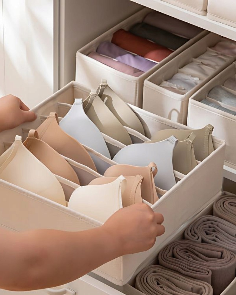 Organizer na staniki 6 przegród szary