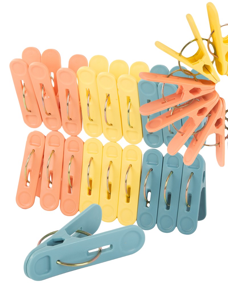 Klamerki żabki spinacze do prania ubrań bielizny 18 sztuk plastikowe mocne