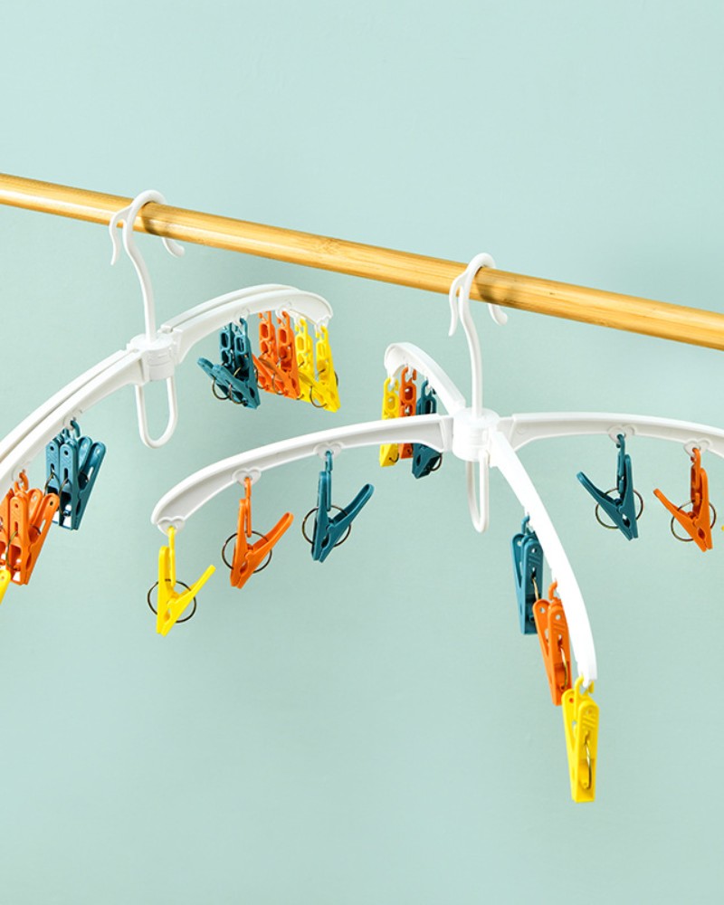 Wieszak suszarka na skarpetki bieliznę ubrania wieszak wisząca 12x klipsy zestaw