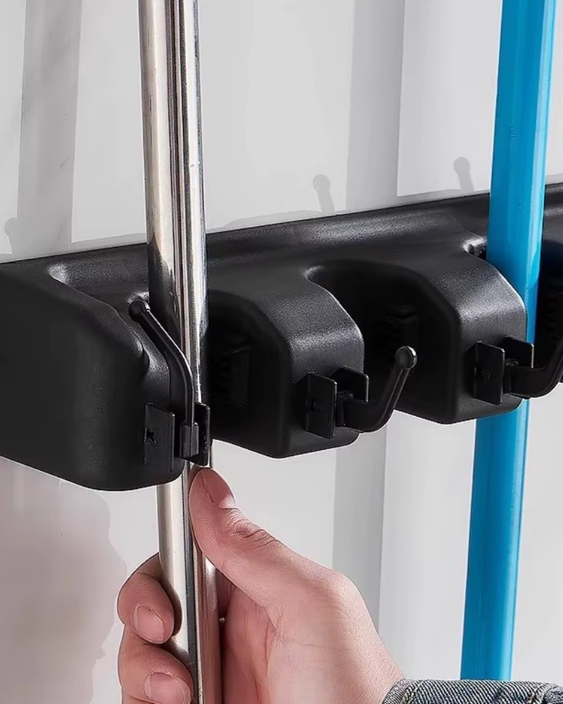 Wieszak ścienny organizer uchwyt na miotły mopy 5 wieszaków + haczyki