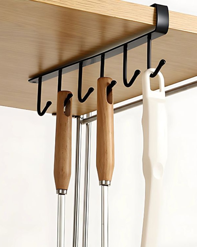 Wieszak kuchenny podwieszany czarny metalowy 6 haków