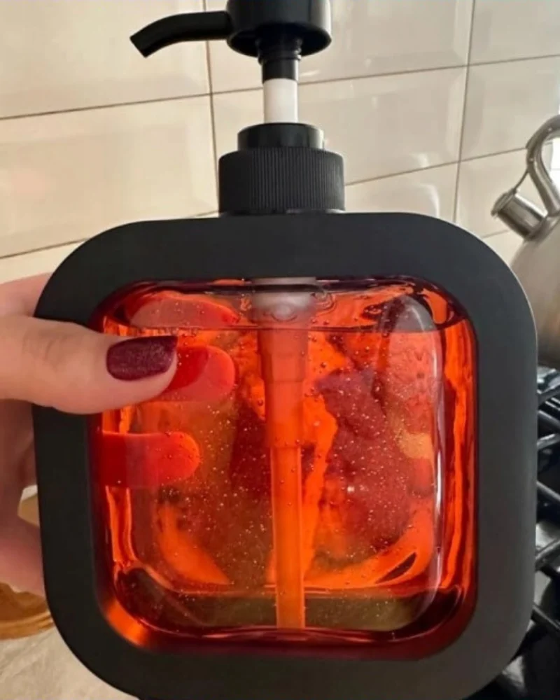 Dozownik do mydła żelu w płynie z pompka 300 ml