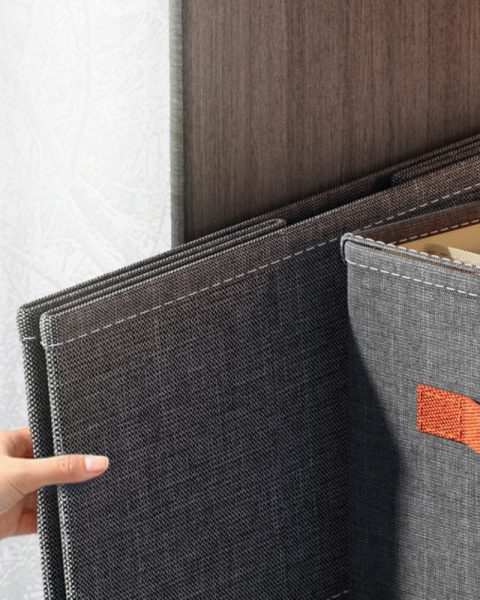 Organizer zamykany do szafy na ubrania spodnie bluzy 40x27