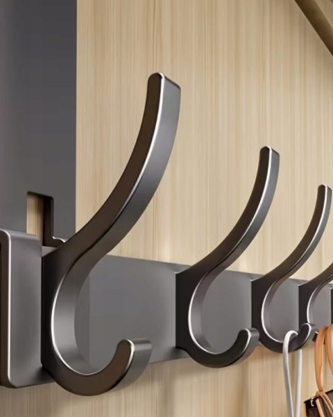 Wieszak na drzwi szafę ręczniki czarny metalowy 12 miejsc