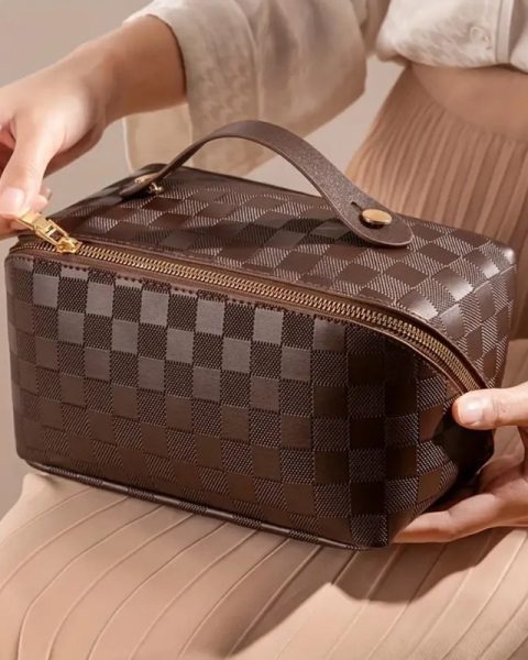 Kosmetyczka kuferek No Man Land Elegance