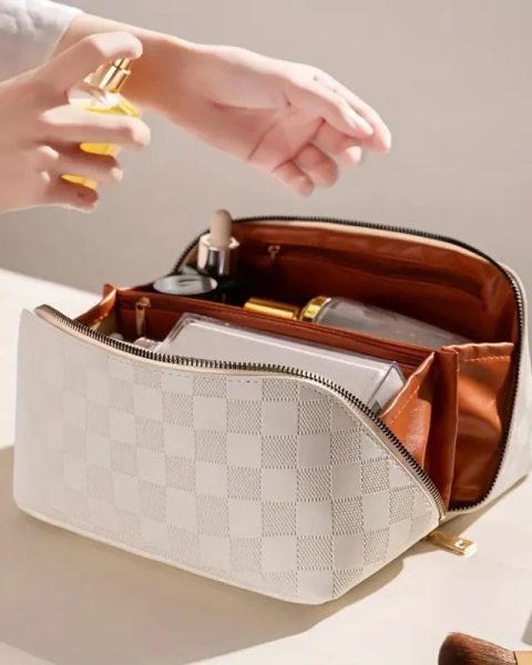 Kosmetyczka kuferek No Man Land Elegance