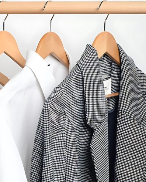 Wieszaki drewniane lakierowane na ubrania solidne zestaw 3x