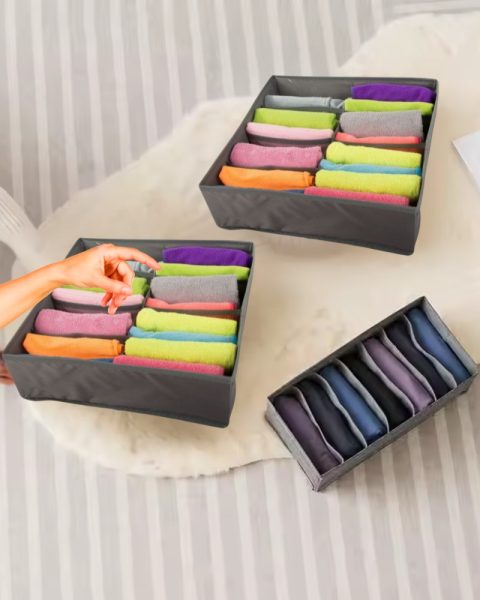 Organizer na ubrania bieliznę do szuflady szafy garderoby 8 przegródek 32x32 cm